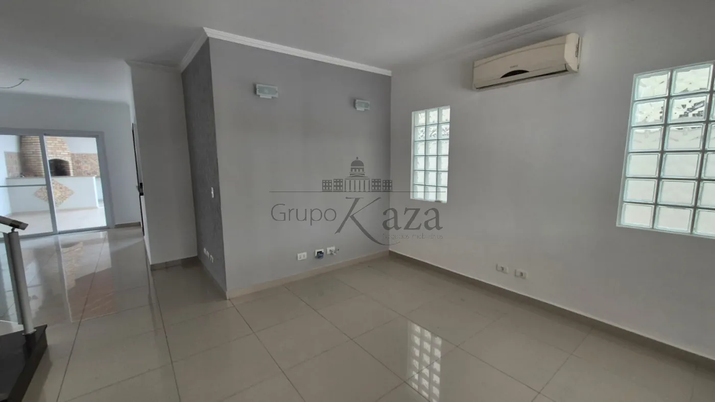 Foto 2 de Casa Condomínio em Jardim Santa Maria, Jacareí - imagem 2