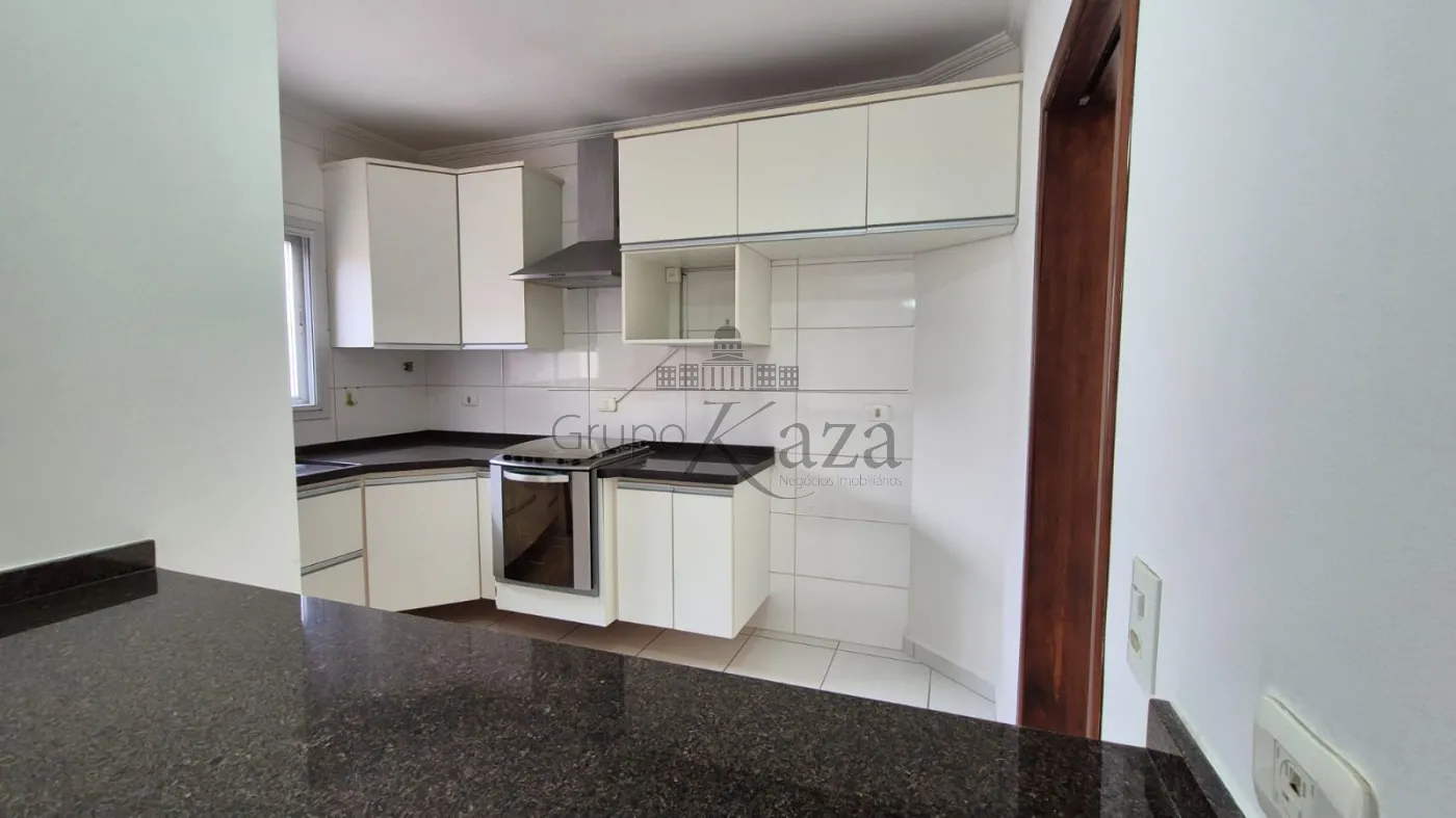 Foto 9 de Casa Condomínio em Jardim Santa Maria, Jacareí - imagem 9
