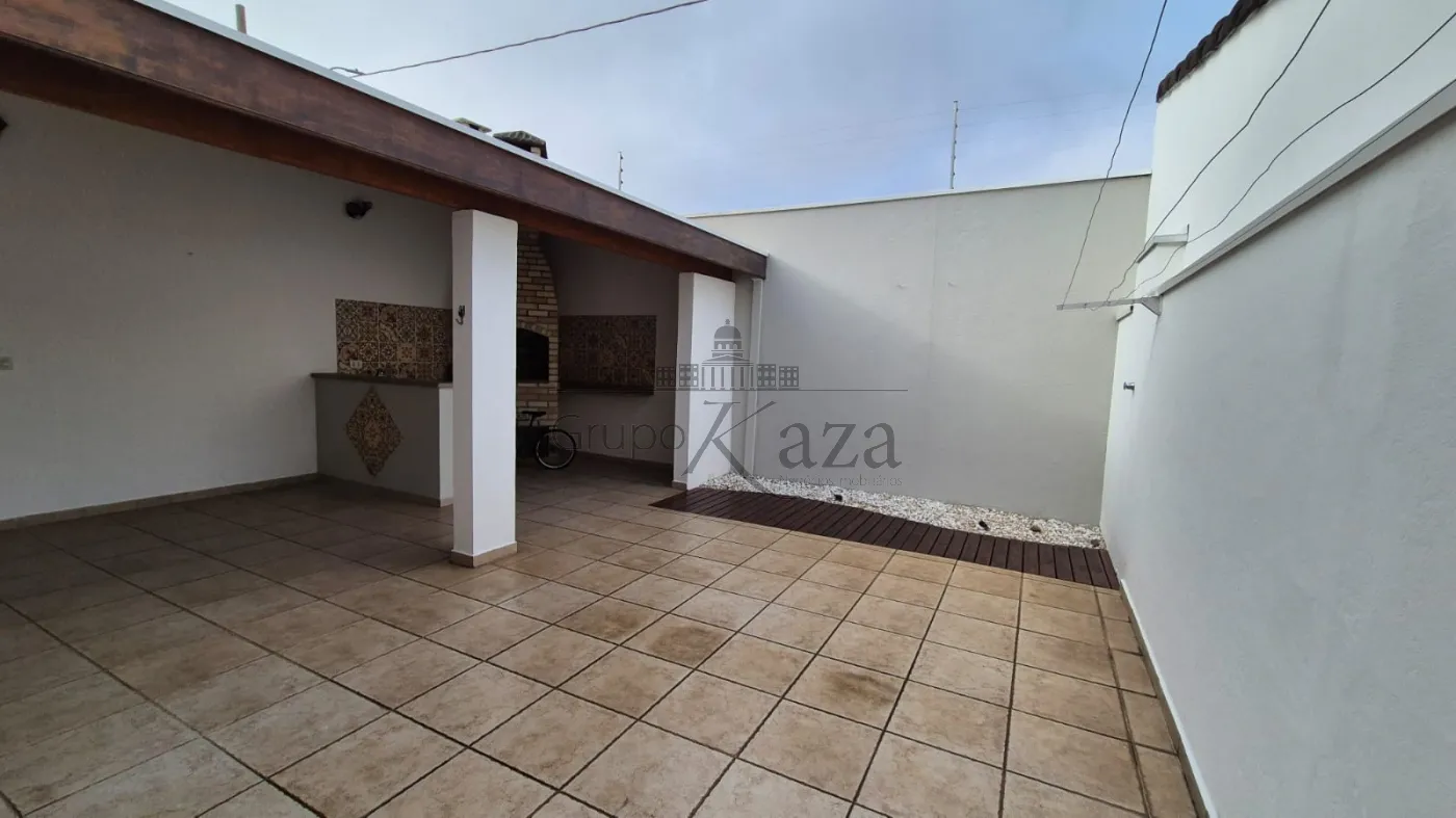 Foto 15 de Casa Condomínio em Jardim Santa Maria, Jacareí - imagem 15