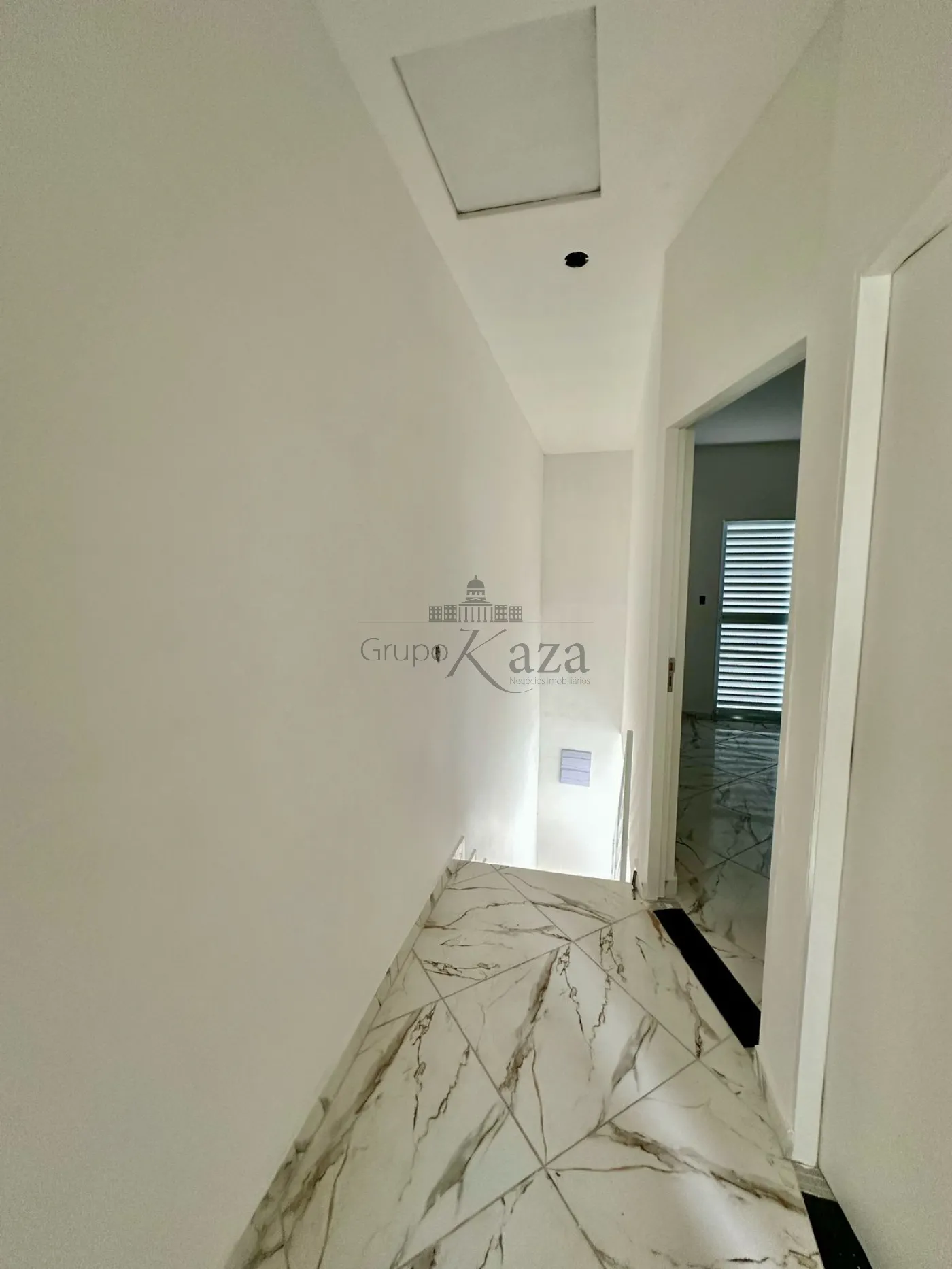 Foto 11 de Casa Condomínio em Jardim Santo Antônio da Boa Vista, Jacareí - imagem 11