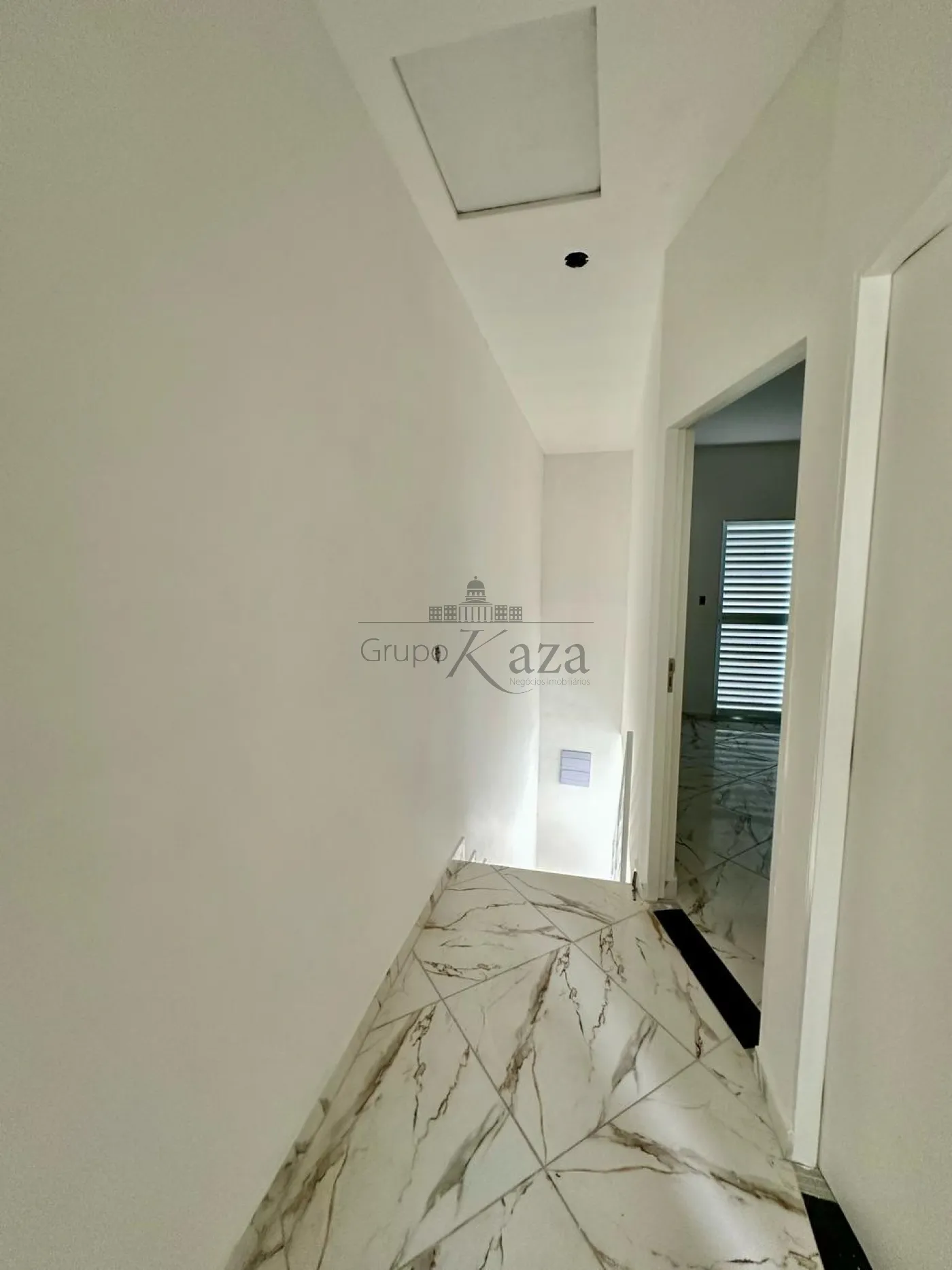 Foto 8 de Casa Condomínio em Jardim Santo Antônio da Boa Vista, Jacareí - imagem 8