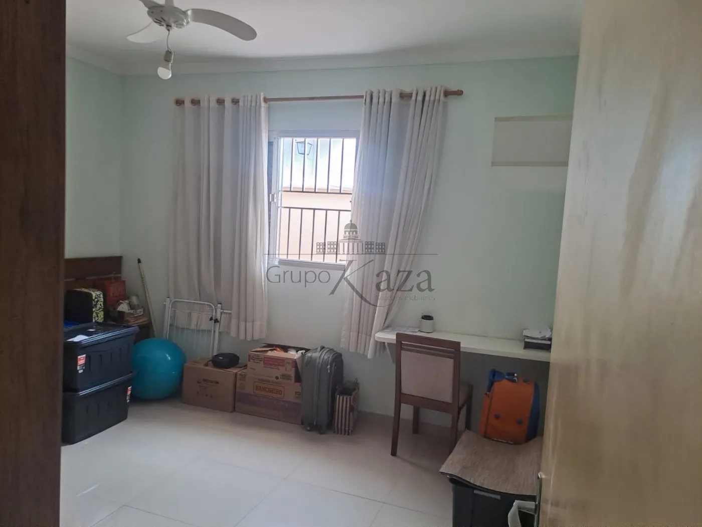 Foto 14 de Casa Padrão em Jardim das Indústrias, São José dos Campos - imagem 14