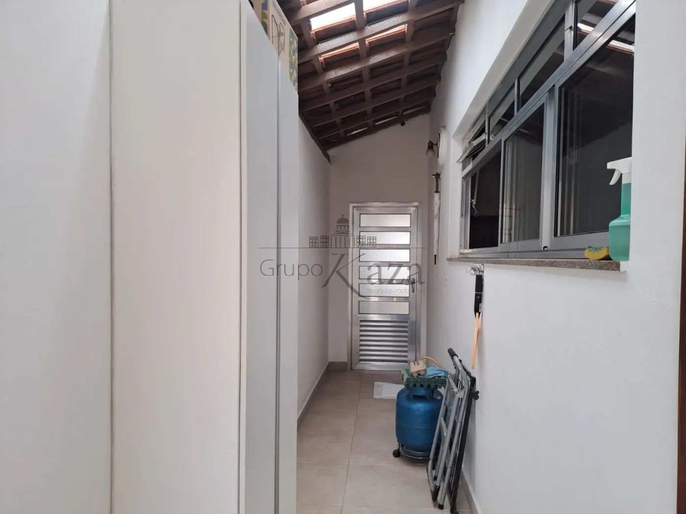 Foto 25 de Casa Padrão em Jardim das Indústrias, São José dos Campos - imagem 25