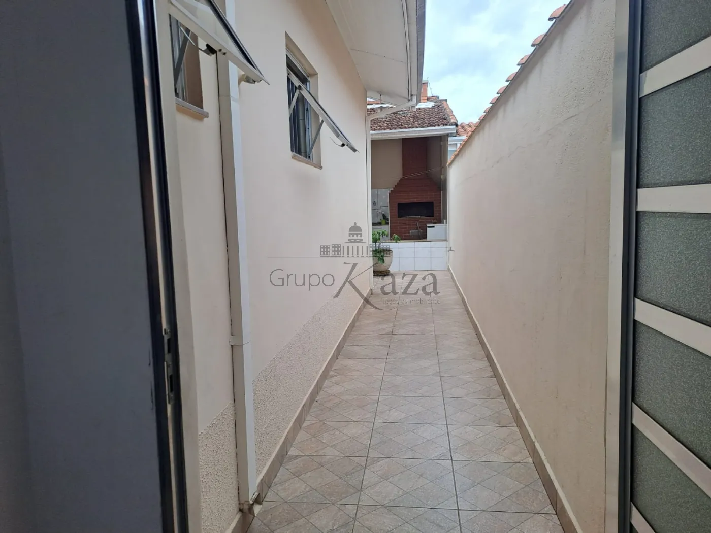 Foto 26 de Casa Padrão em Jardim das Indústrias, São José dos Campos - imagem 26