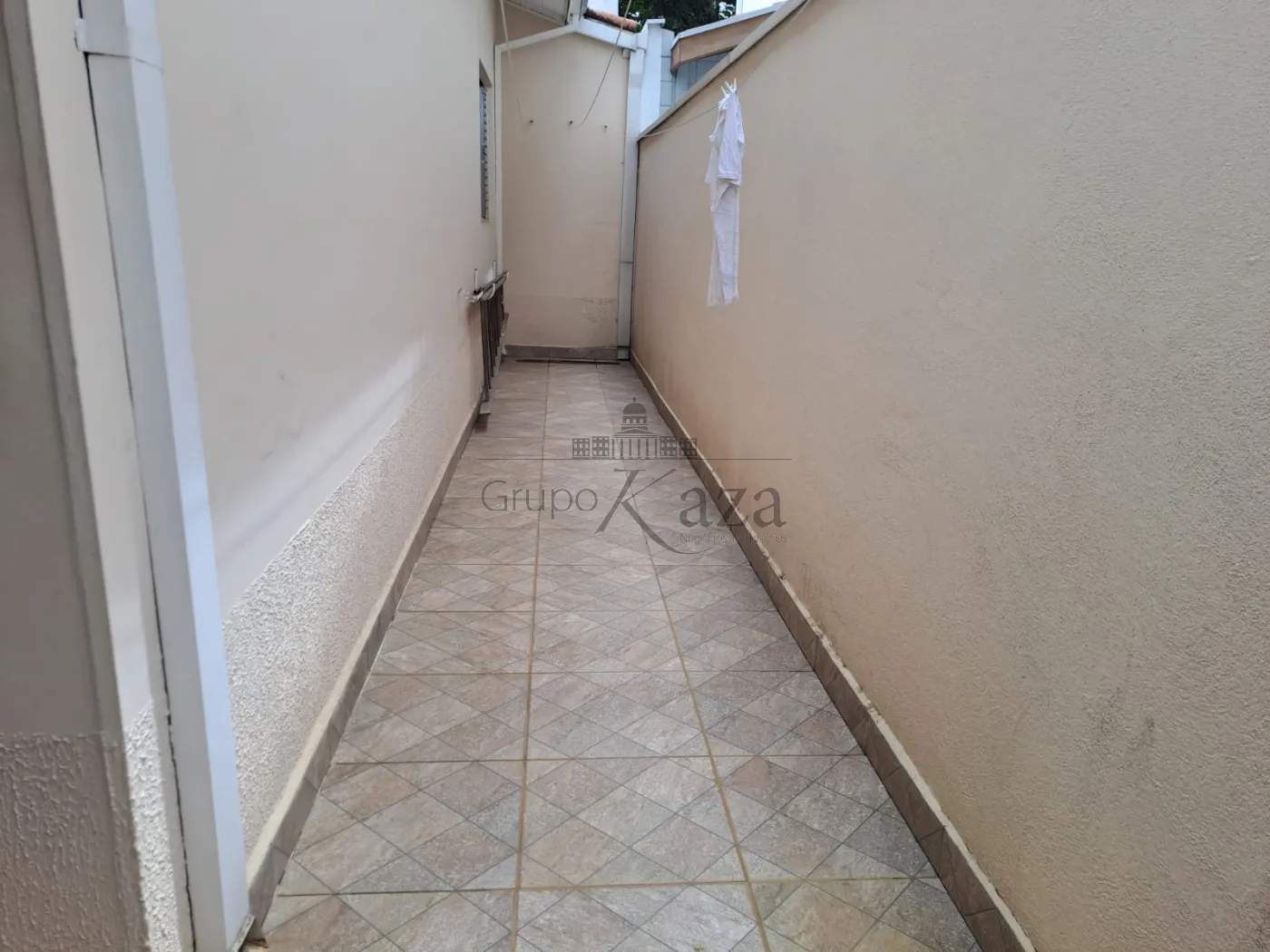 Foto 27 de Casa Padrão em Jardim das Indústrias, São José dos Campos - imagem 27