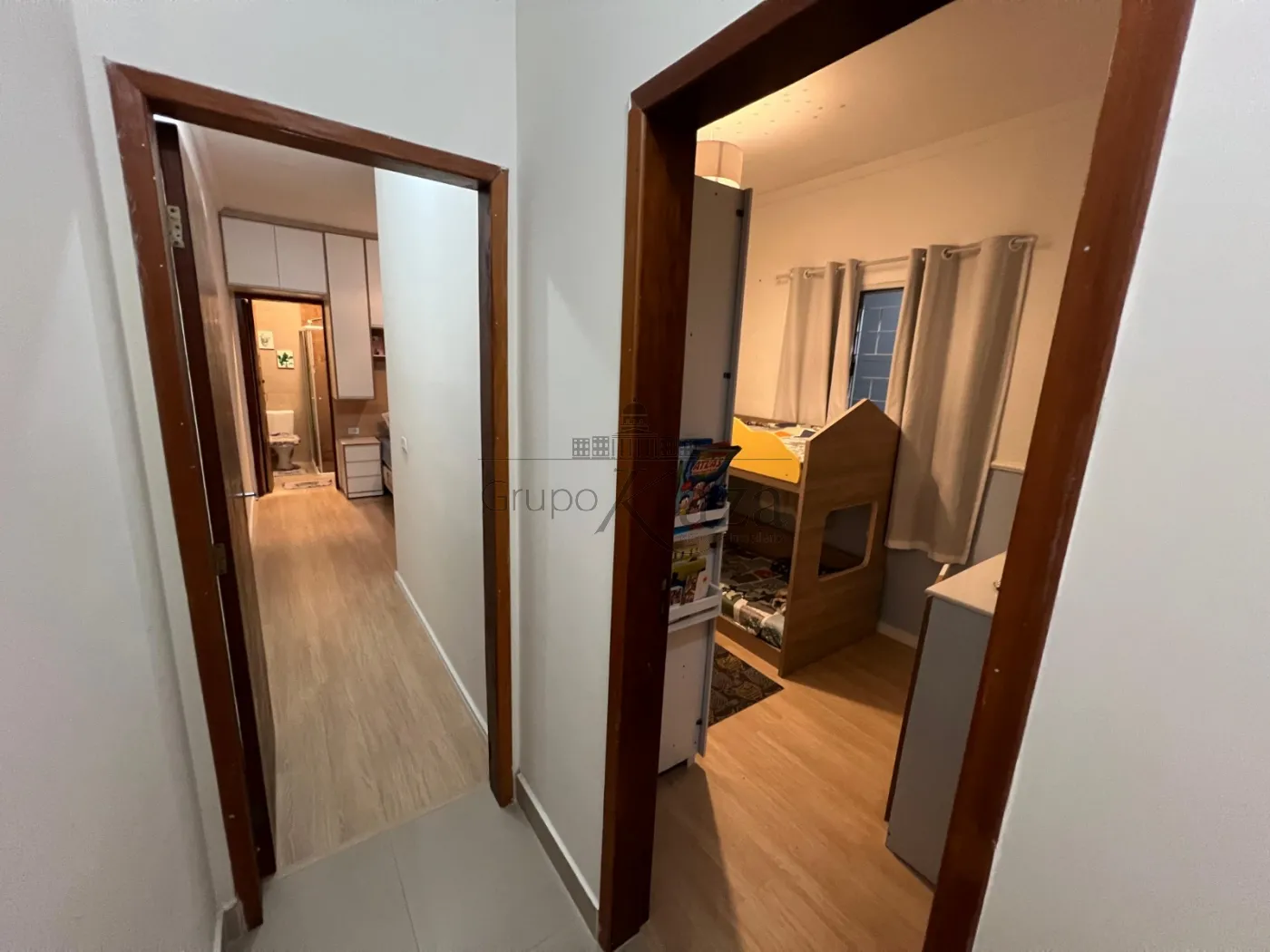 Foto 14 de Casa Padrão em Residencial União, São José dos Campos - imagem 14