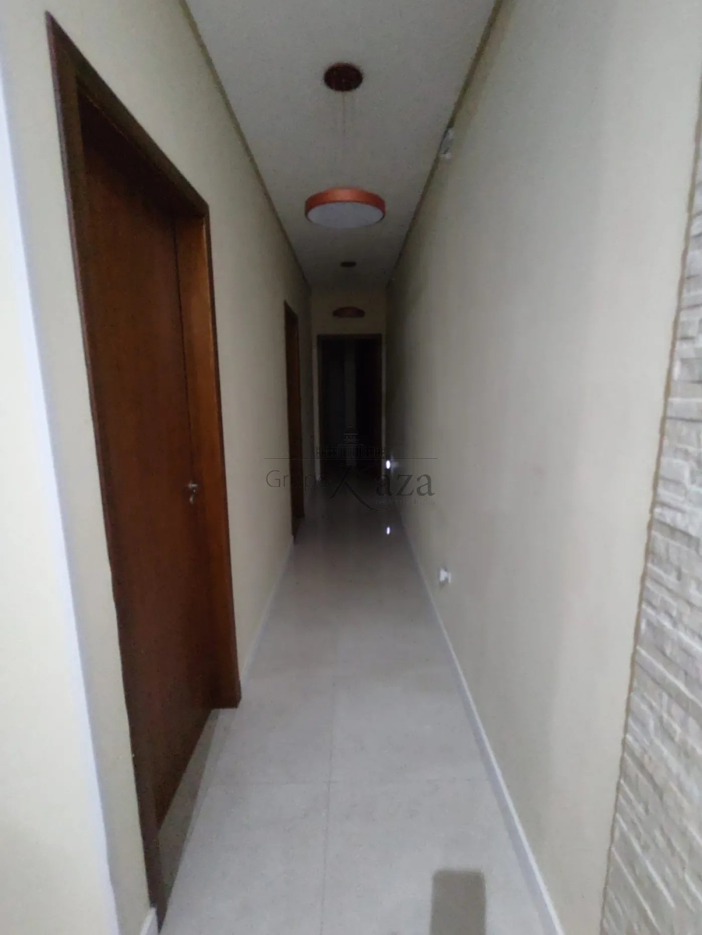 Foto 11 de Casa Padrão em Chácaras Reunidas Igarapés, Jacareí - imagem 11