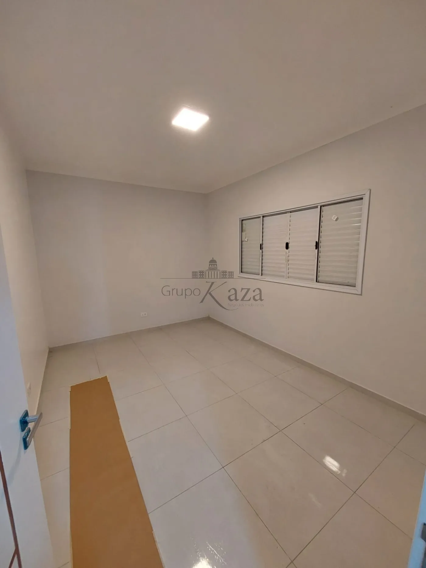 Foto 5 de Casa Sobrado em Jardim Nova Detroit, São José dos Campos - imagem 5