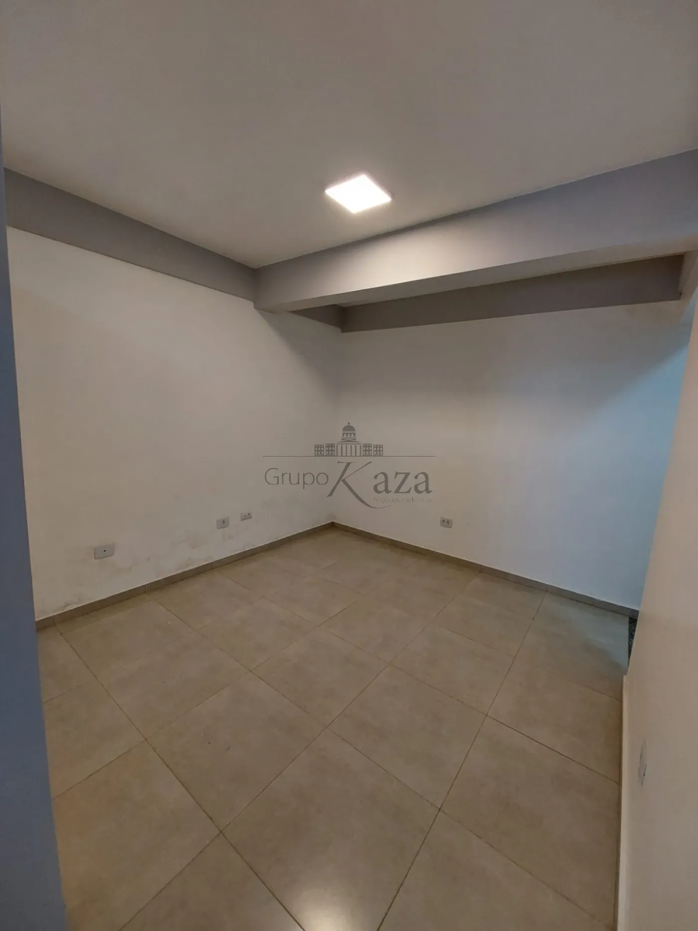 Foto 10 de Casa Sobrado em Jardim Nova Detroit, São José dos Campos - imagem 10