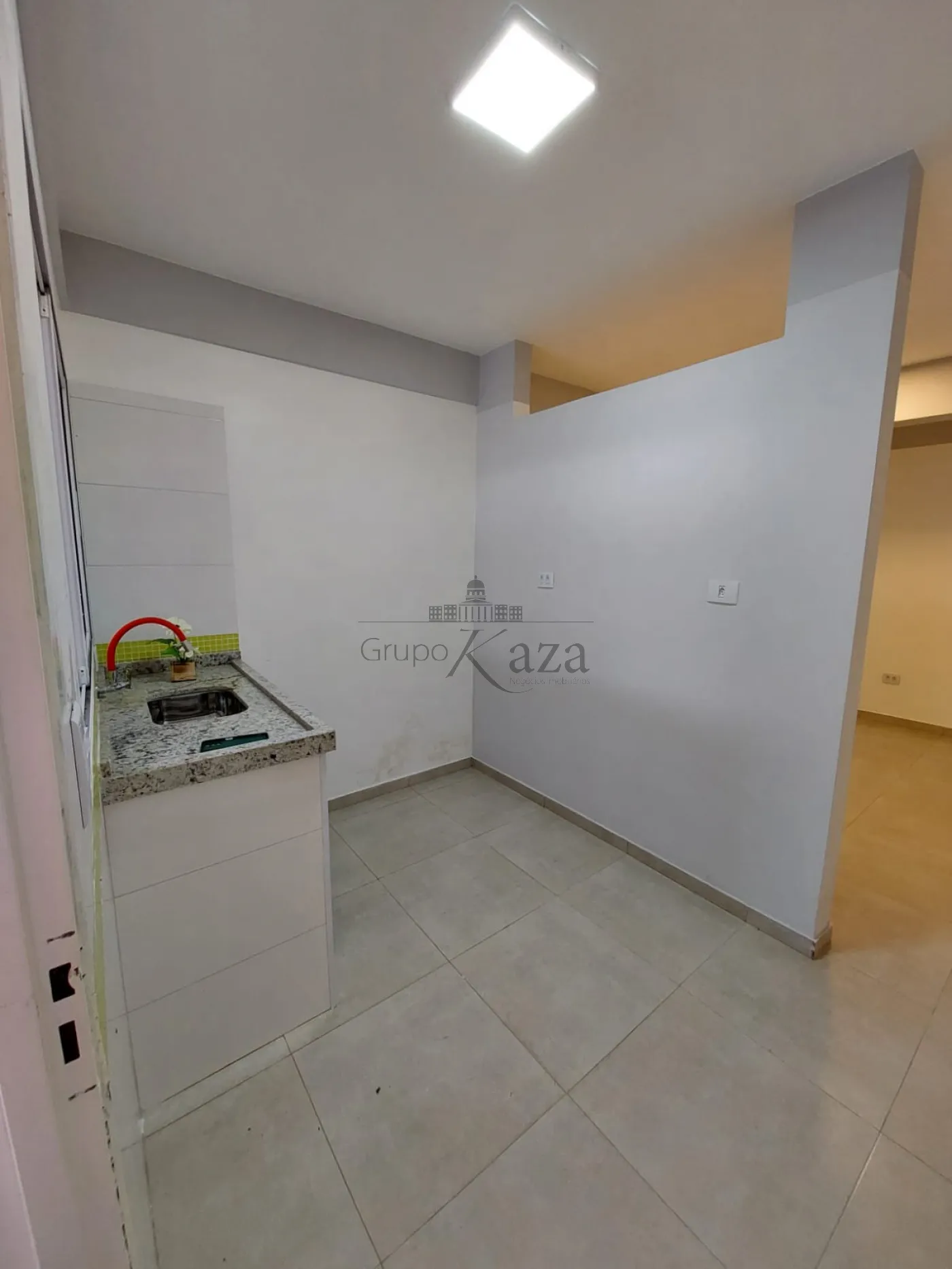 Foto 9 de Casa Sobrado em Jardim Nova Detroit, São José dos Campos - imagem 9
