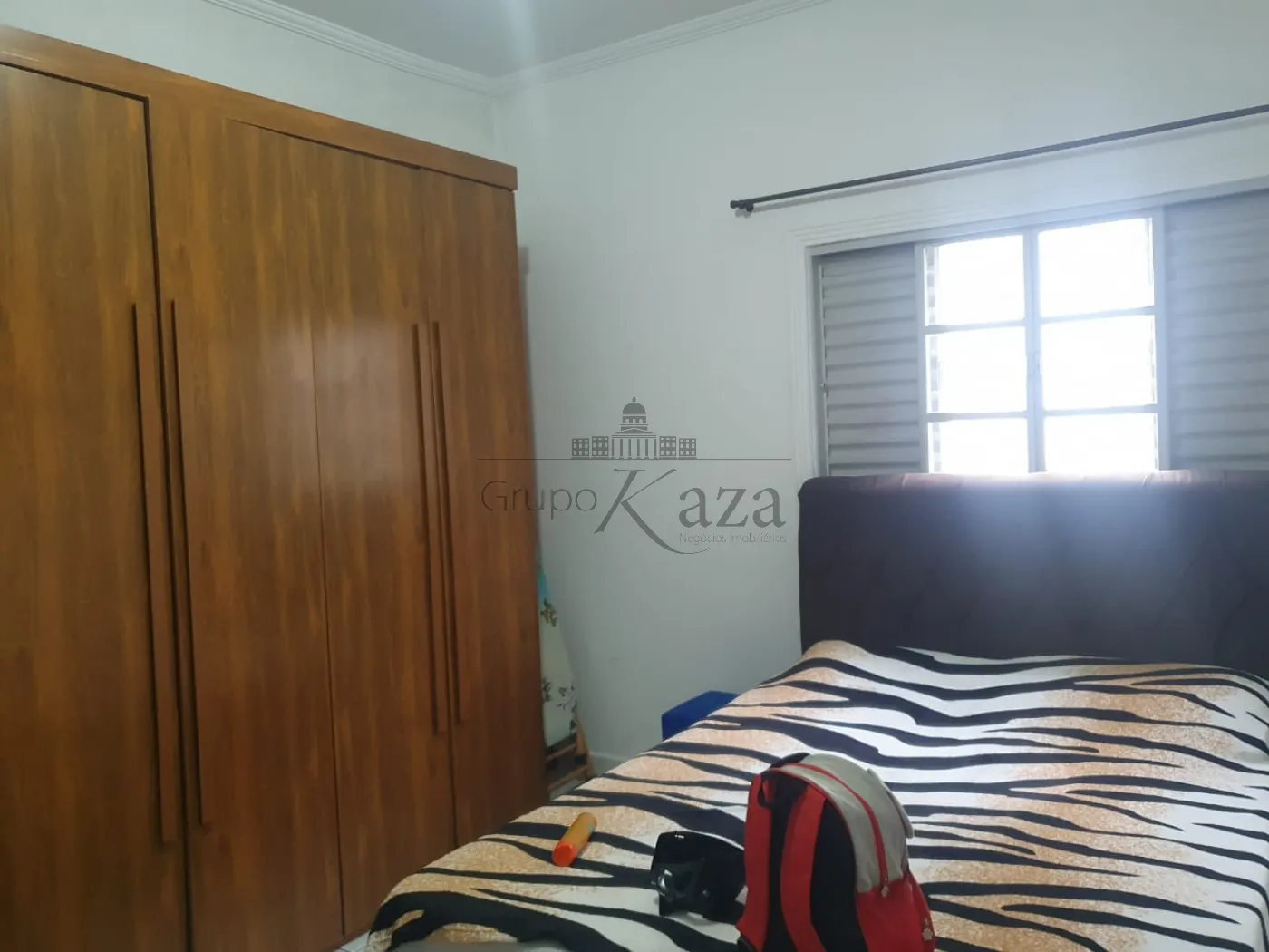Foto 4 de Casa Padrão em Jardim Santa Marina, Jacareí - imagem 4