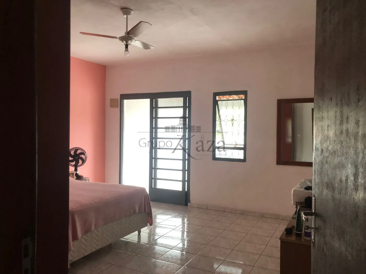 Foto 12 de Casa Sobrado em Jardim Torrão de Ouro, São José dos Campos - imagem 12