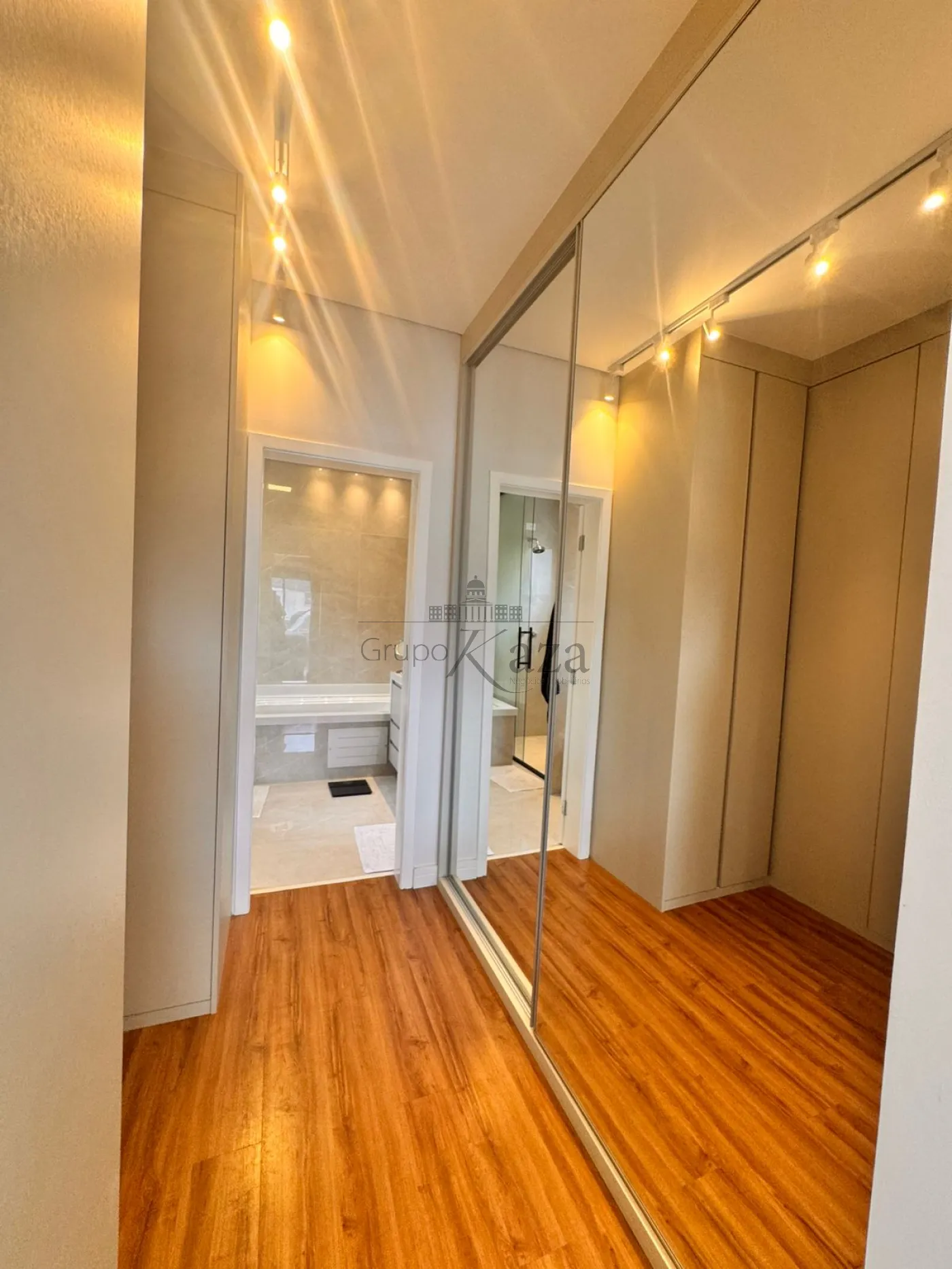 Foto 21 de Casa Condomínio em Urbanova, São José dos Campos - imagem 21