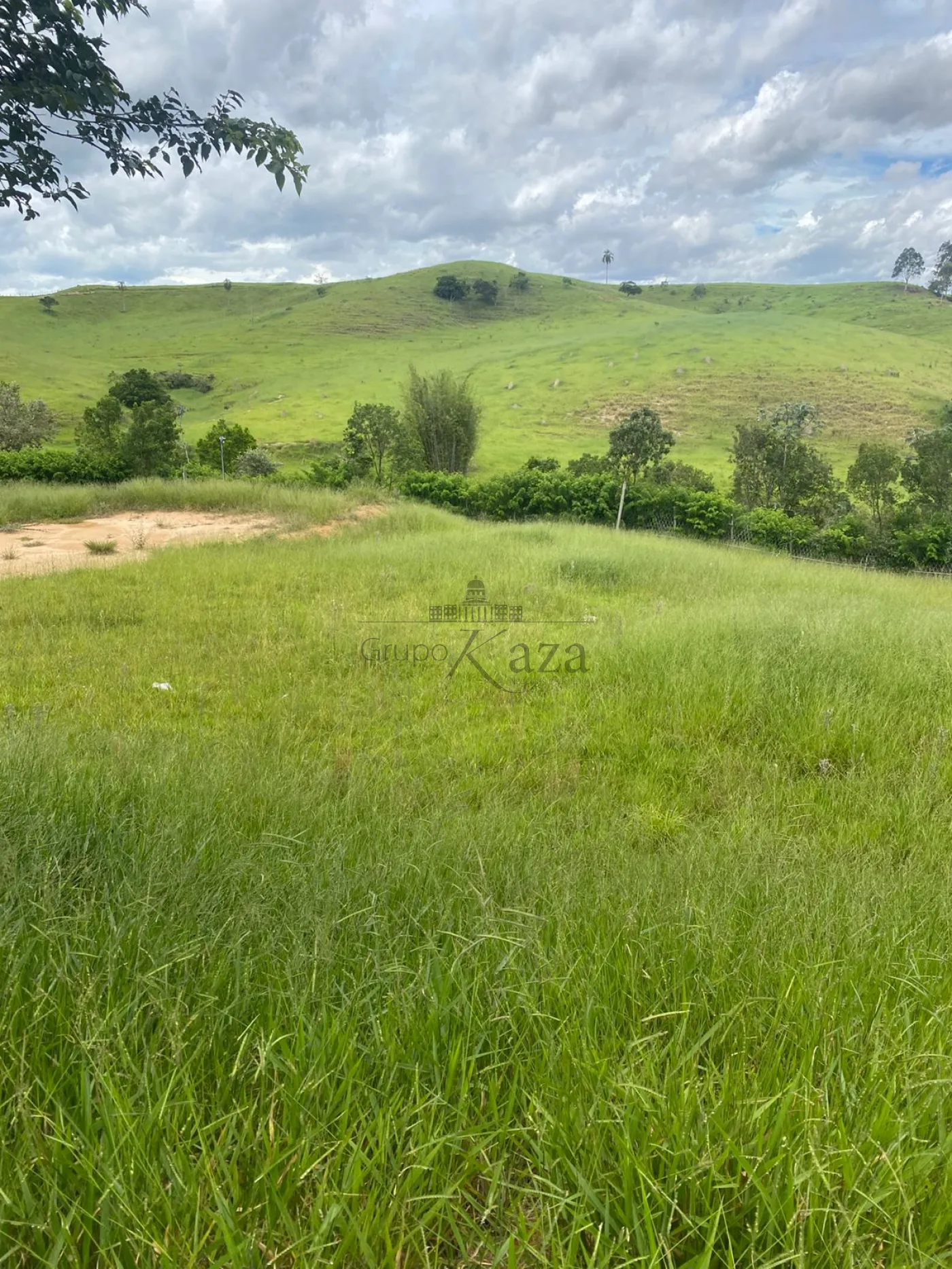 Foto 1 de Terreno Condomínio em São Silvestre de Jacareí, Jacareí - imagem 1