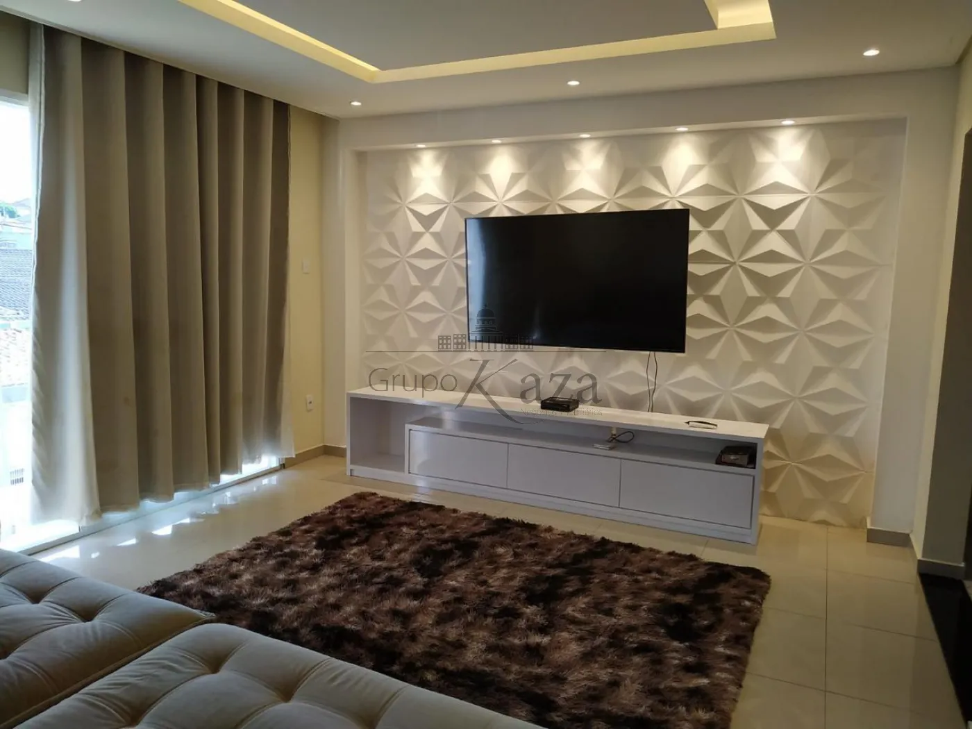 Foto 1 de Casa Sobrado em Jardim dos Bandeirantes, São José dos Campos - imagem 1