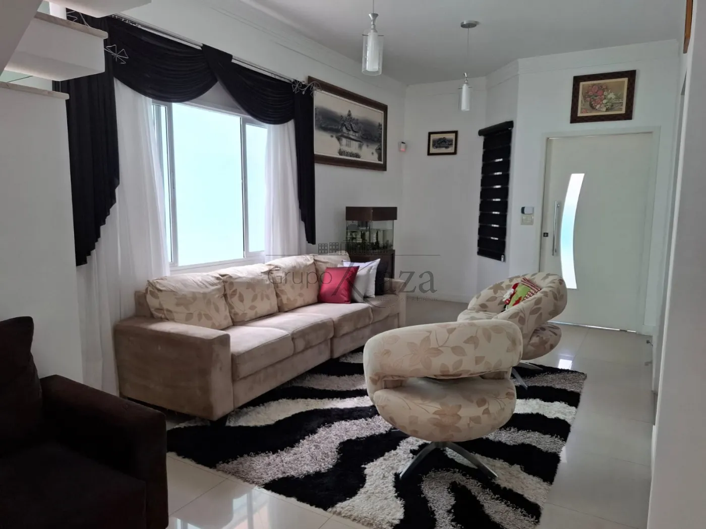 Foto 2 de Casa Sobrado em Jardim Portugal, São José dos Campos - imagem 2