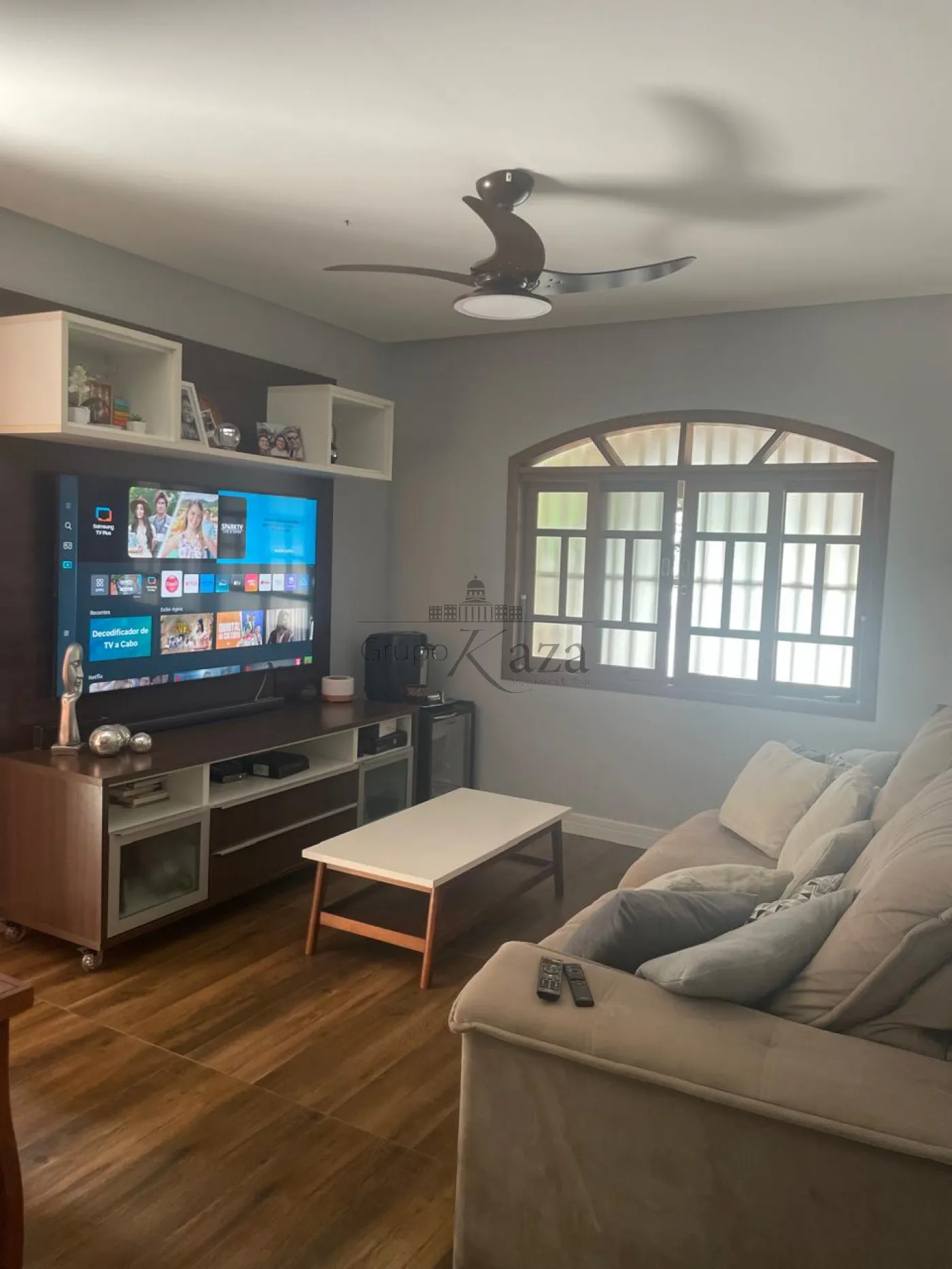 Foto 1 de Casa Padrão em Jardim Estoril, São José dos Campos - imagem 1