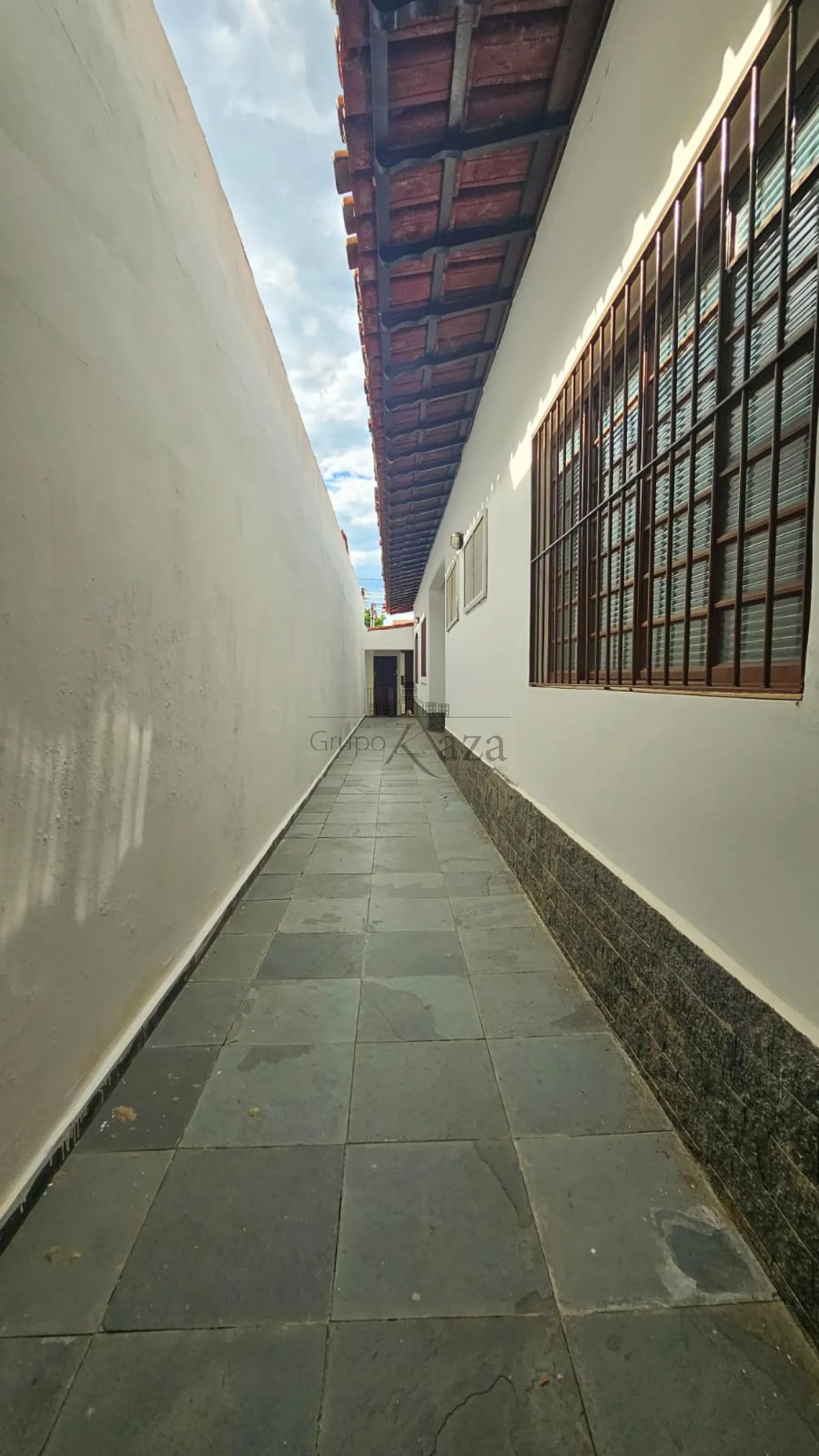 Foto 28 de Casa Padrão em Cidade Jardim, Jacareí - imagem 28