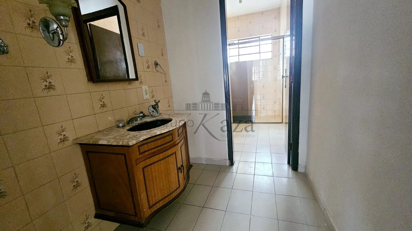 Foto 23 de Casa Padrão em Cidade Jardim, Jacareí - imagem 23
