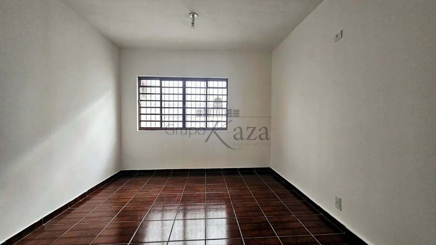 Foto 19 de Casa Padrão em Cidade Jardim, Jacareí - imagem 19