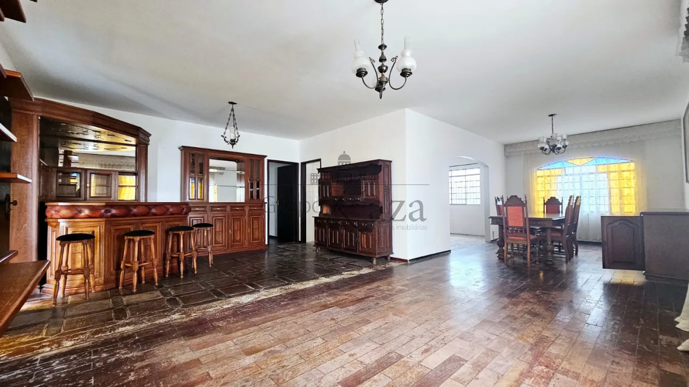 Foto 3 de Casa Padrão em Cidade Jardim, Jacareí - imagem 3
