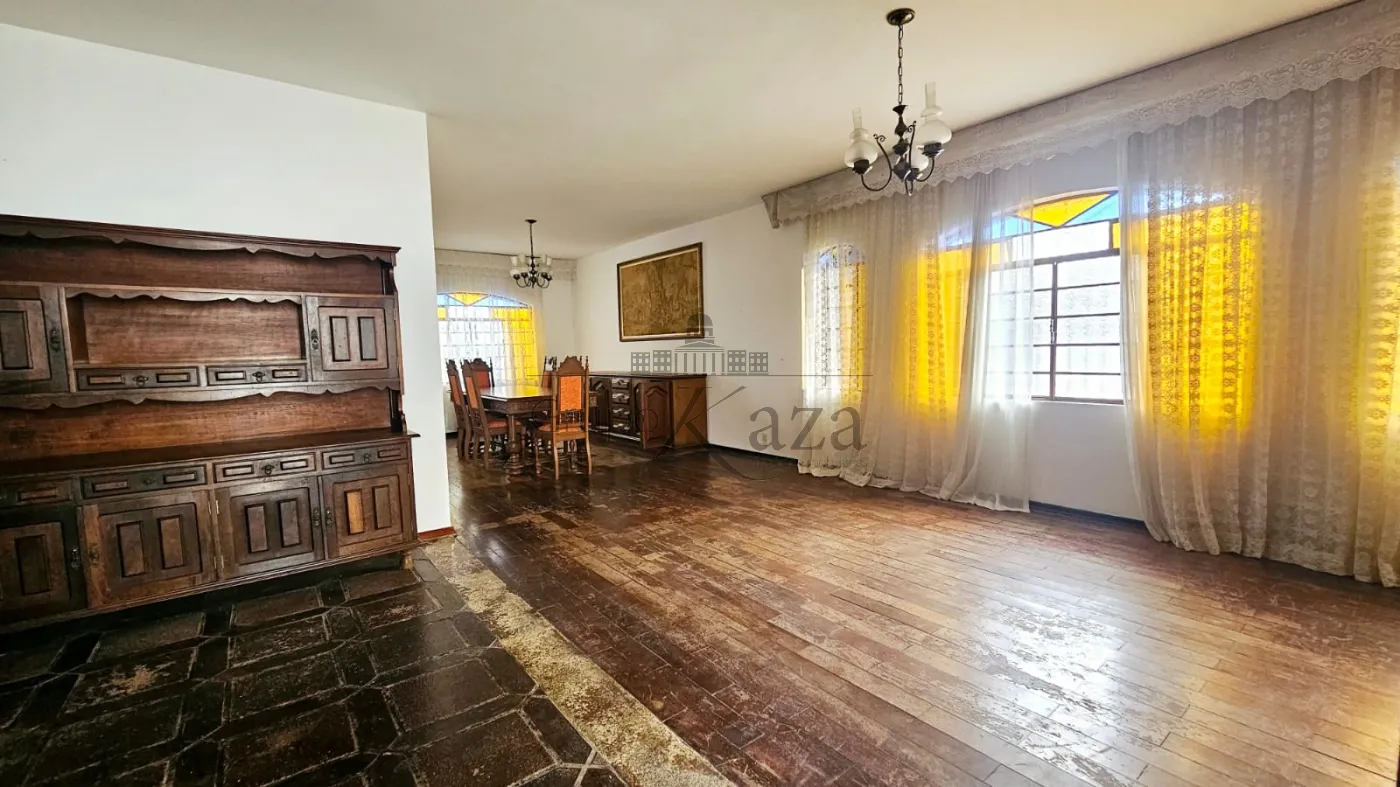 Foto 1 de Casa Padrão em Cidade Jardim, Jacareí - imagem 1