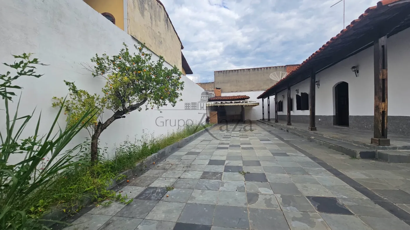 Foto 35 de Casa Padrão em Cidade Jardim, Jacareí - imagem 35