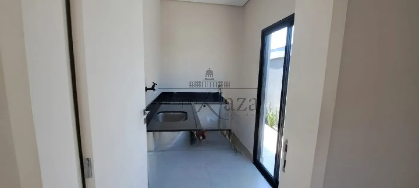 Foto 4 de Comercial Condomínio em Parque Residencial Maria Elmira, Caçapava - imagem 4