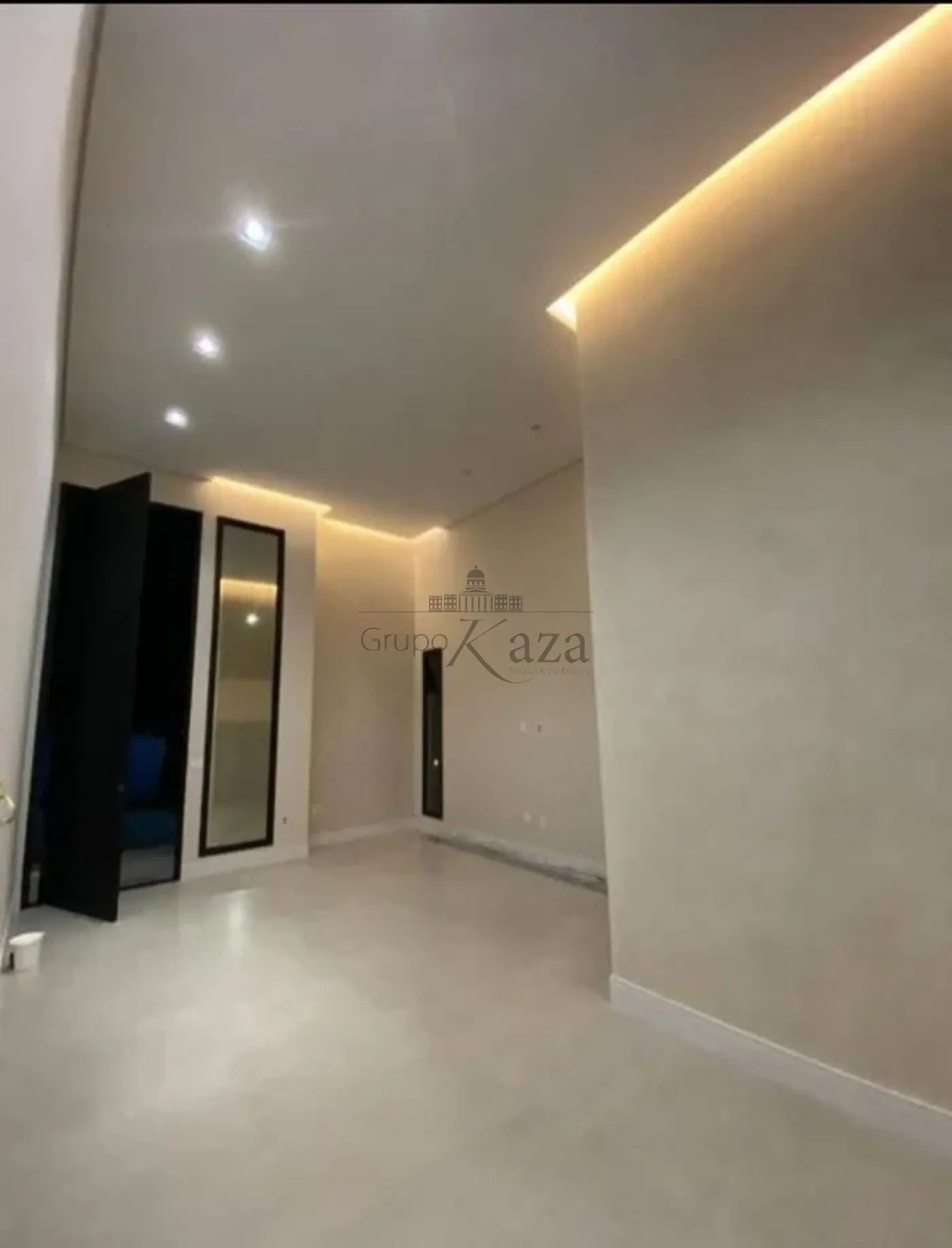 Foto 1 de Comercial Condomínio em Parque Residencial Maria Elmira, Caçapava - imagem 1 Foto 1 de Comercial Condomínio em Parque Residencial Maria Elmira, Caçapava - imagem 1