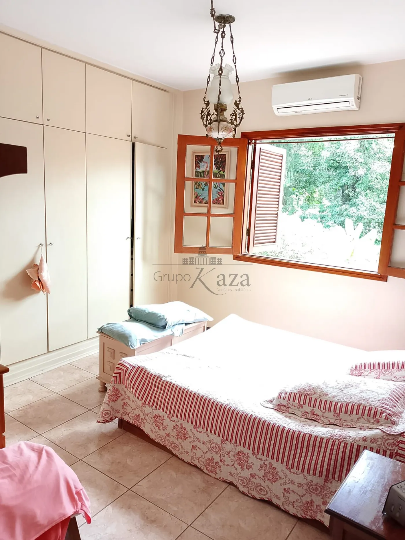 Foto 14 de Casa Sobrado em Vila Betânia, São José dos Campos - imagem 14
