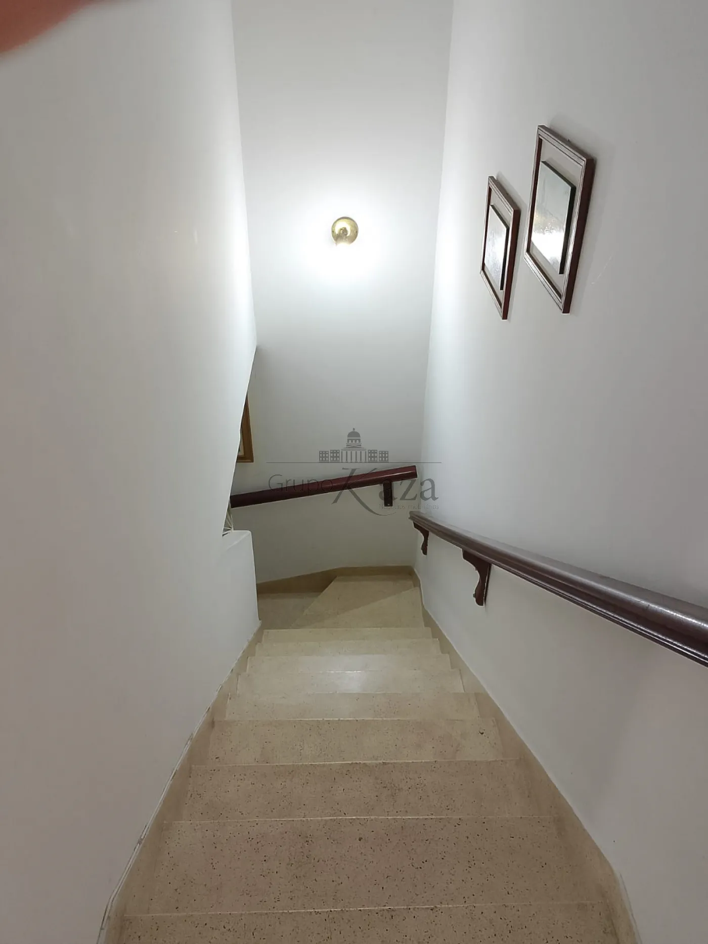 Foto 6 de Casa Sobrado em Vila Betânia, São José dos Campos - imagem 6