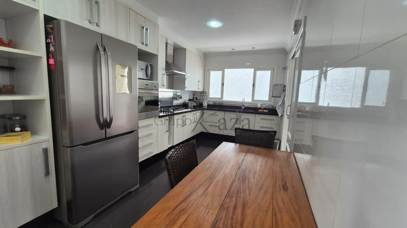 Foto 13 de Casa Condomínio em Vila Zezé, Jacareí - imagem 13