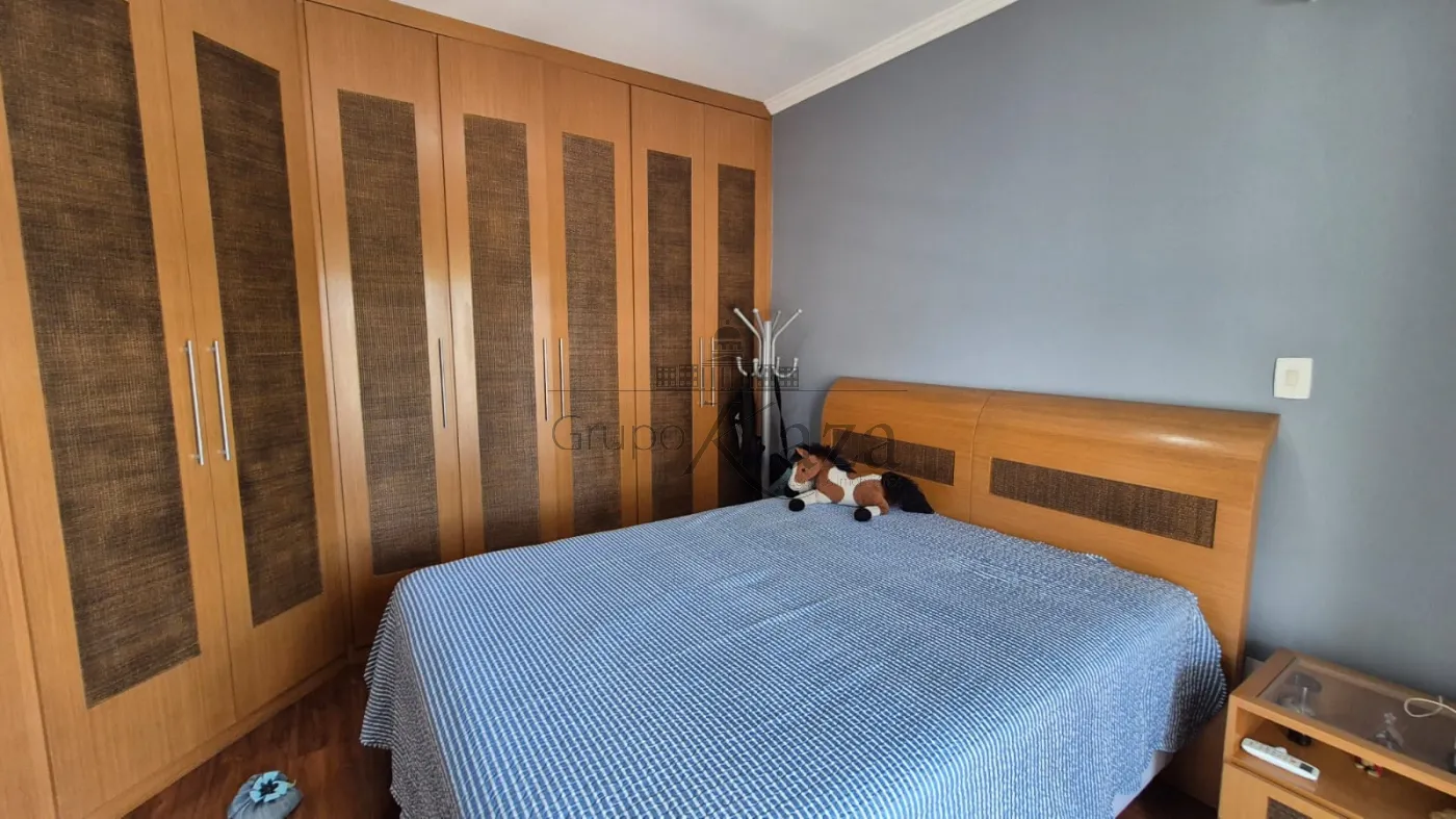 Foto 27 de Casa Condomínio em Vila Zezé, Jacareí - imagem 27
