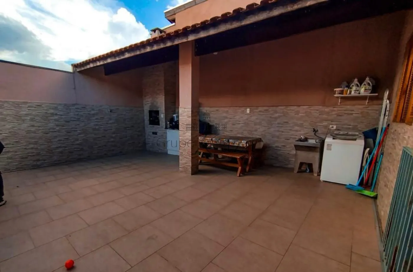 Foto 7 de Casa Padrão em Jardim Maria Amélia, Jacareí - imagem 7