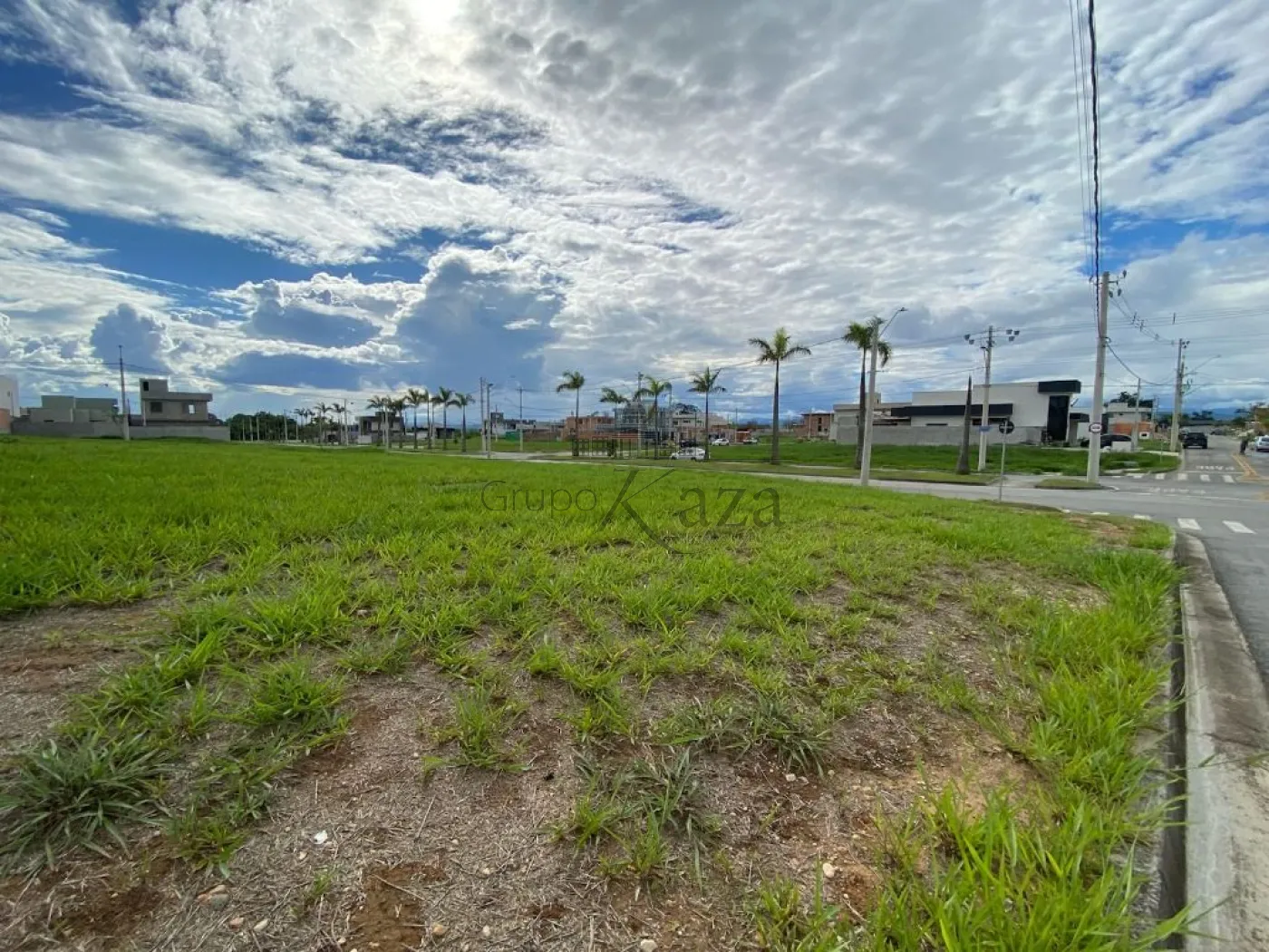 Foto 2 de Terreno Condomínio em Eugênio de Mello, São José dos Campos - imagem 2