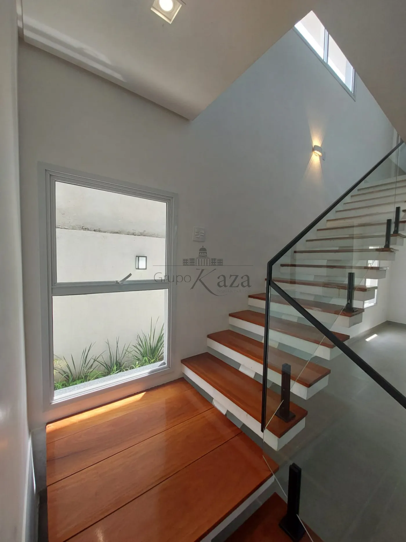 Foto 6 de Casa Condomínio em Jardim Jacinto, Jacareí - imagem 6