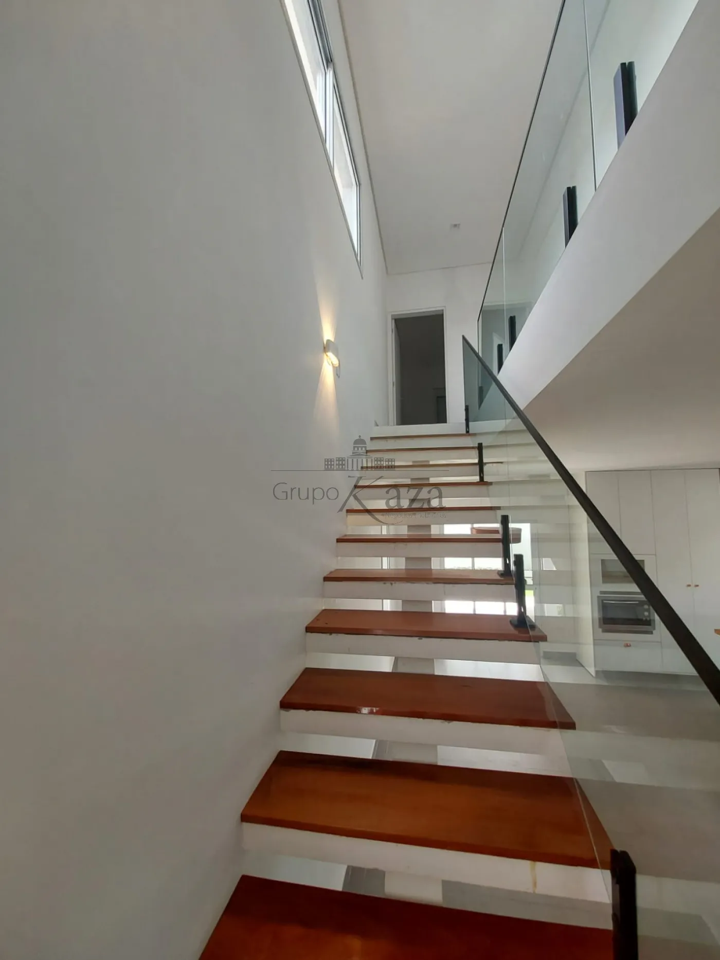 Foto 8 de Casa Condomínio em Jardim Jacinto, Jacareí - imagem 8