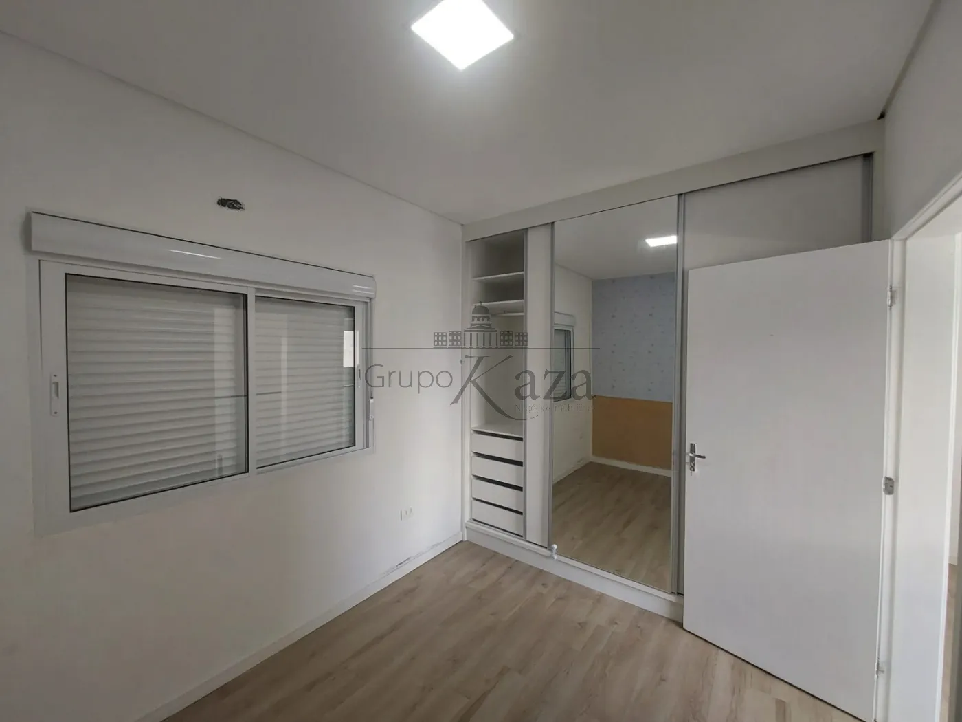 Foto 21 de Casa Condomínio em Jardim Jacinto, Jacareí - imagem 21