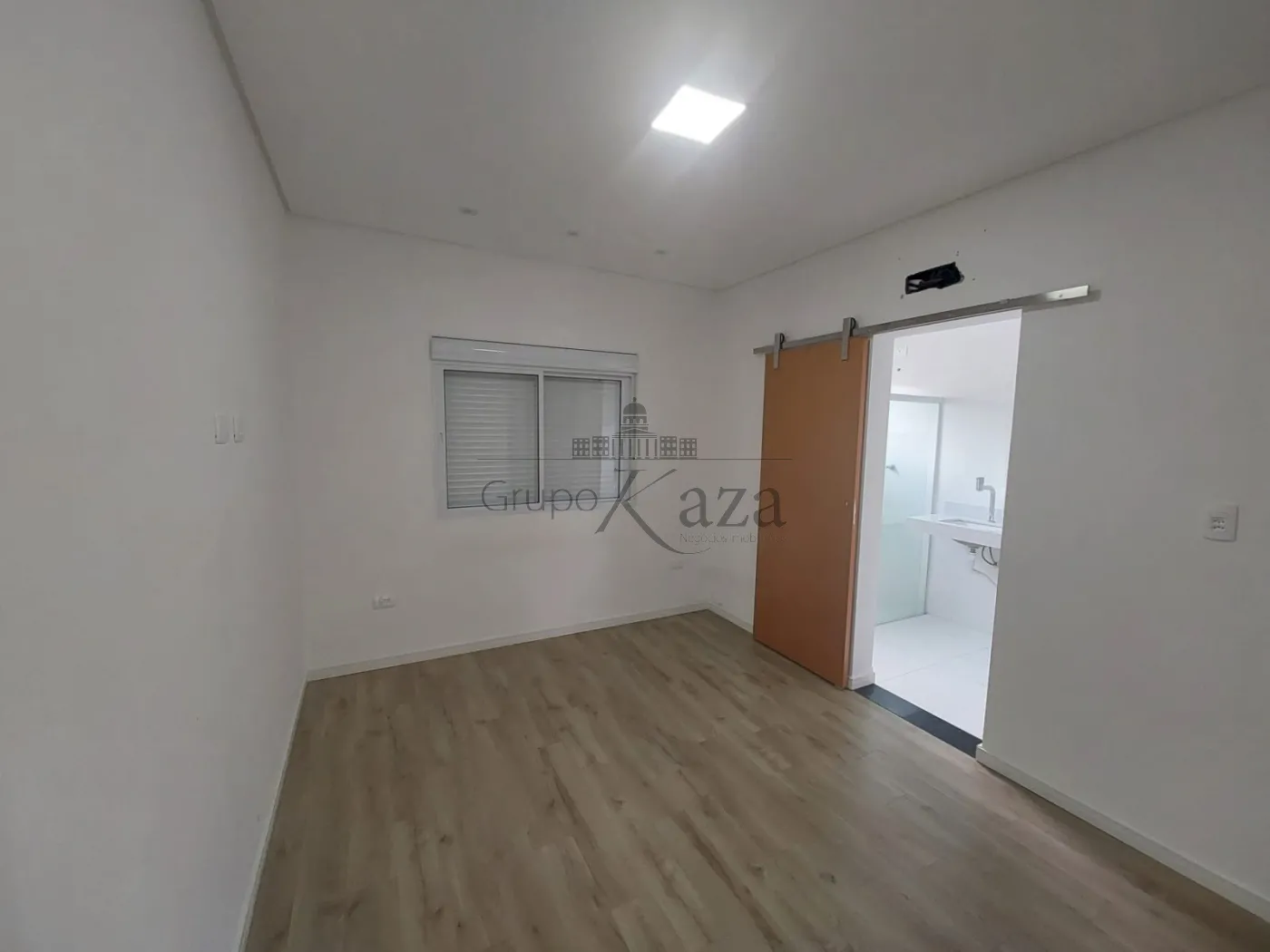 Foto 17 de Casa Condomínio em Jardim Jacinto, Jacareí - imagem 17