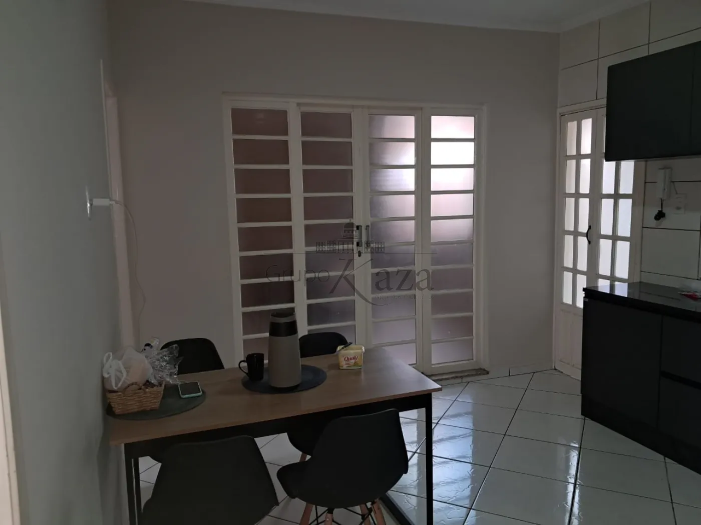 Foto 5 de Casa Padrão em Jardim da Granja, São José dos Campos - imagem 5