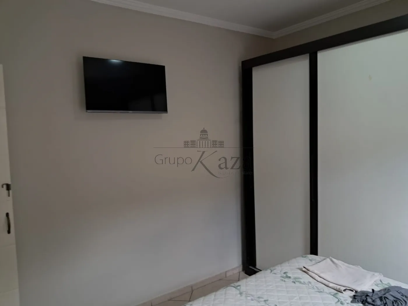 Foto 9 de Casa Padrão em Jardim da Granja, São José dos Campos - imagem 9