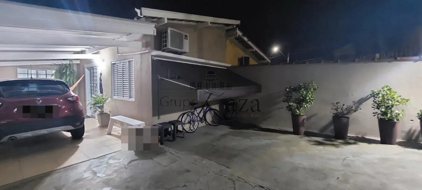 Foto 14 de Casa Padrão em Vila Rossi, São José dos Campos - imagem 14