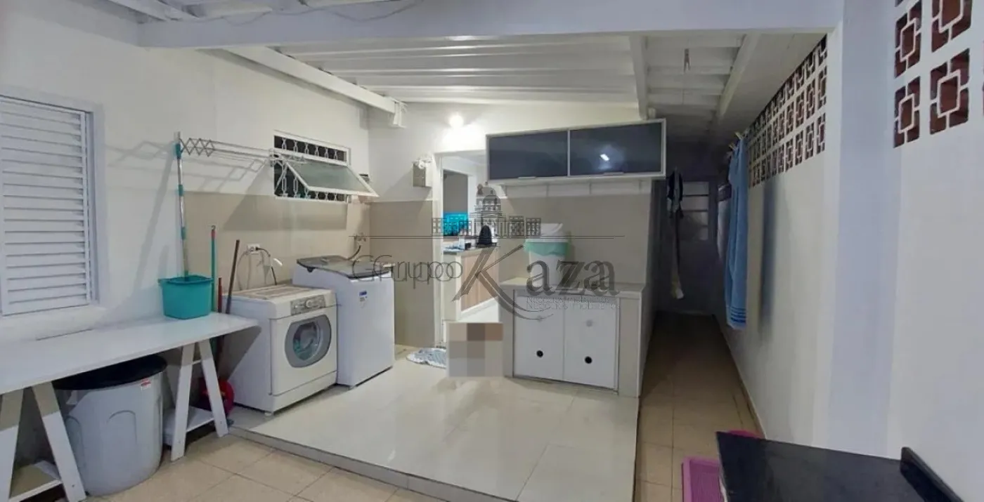 Foto 9 de Casa Padrão em Vila Rossi, São José dos Campos - imagem 9