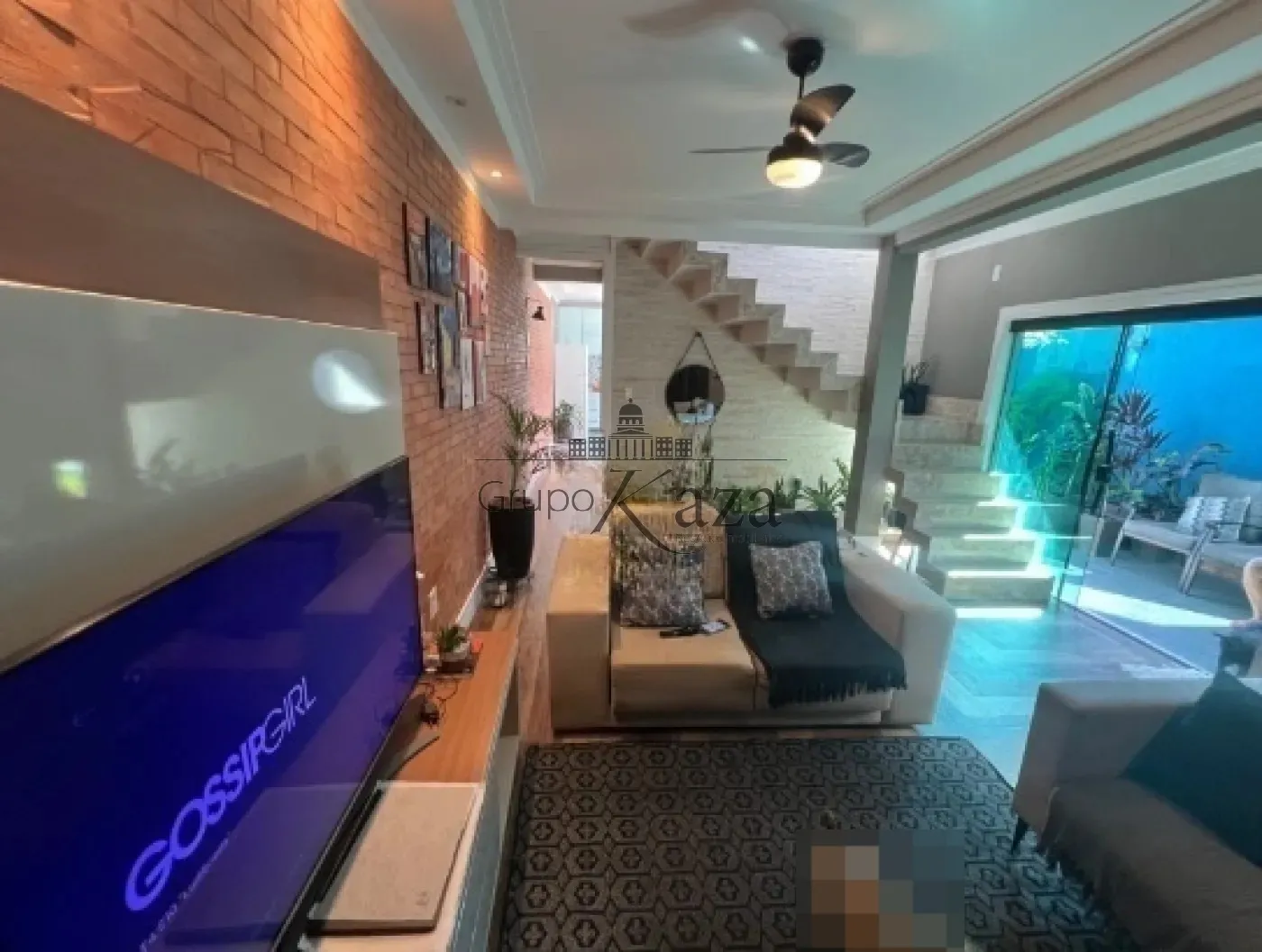 Foto 2 de Casa Sobrado em Residencial Parque dos Sinos, Jacareí - imagem 2