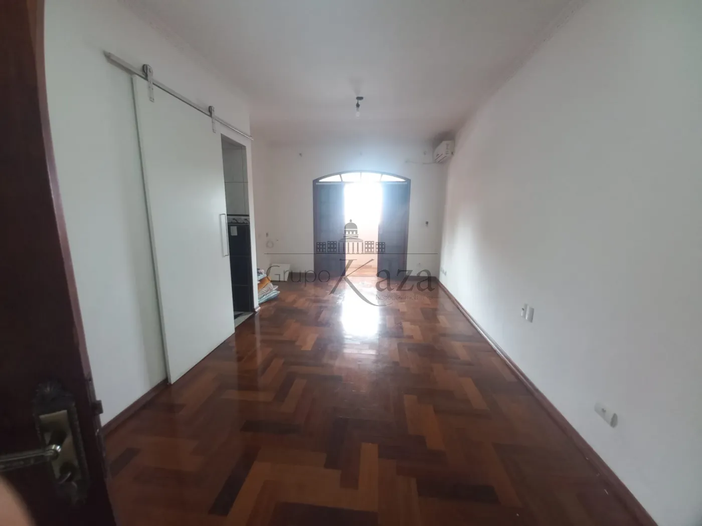 Foto 18 de Casa Sobrado em Residencial Cambuí, São José dos Campos - imagem 18