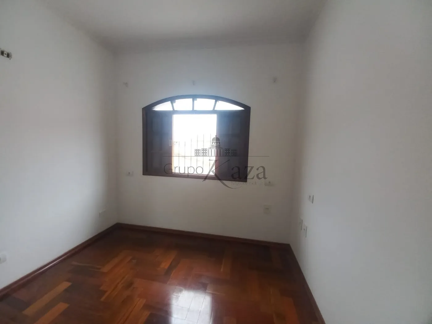 Foto 16 de Casa Sobrado em Residencial Cambuí, São José dos Campos - imagem 16
