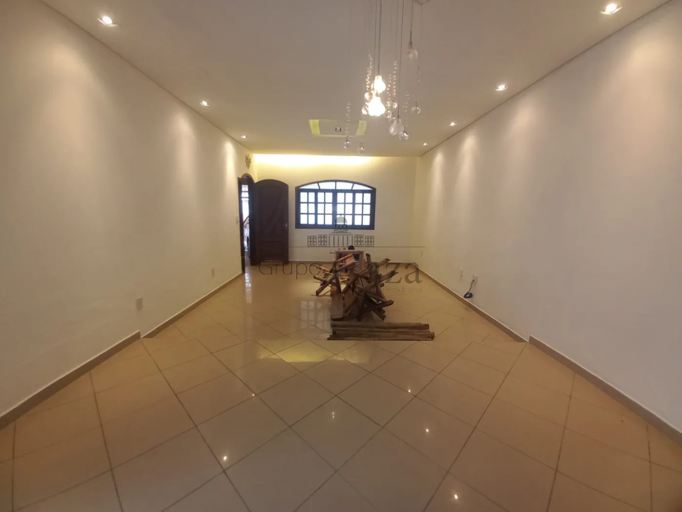 Foto 2 de Casa Sobrado em Residencial Cambuí, São José dos Campos - imagem 2