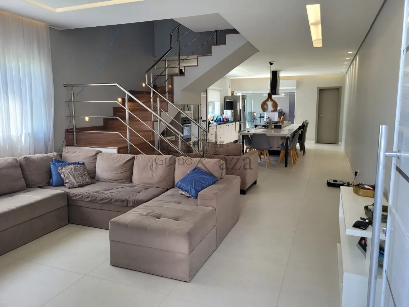 Foto 3 de Casa Sobrado em Jardim Petrópolis, São José dos Campos - imagem 3