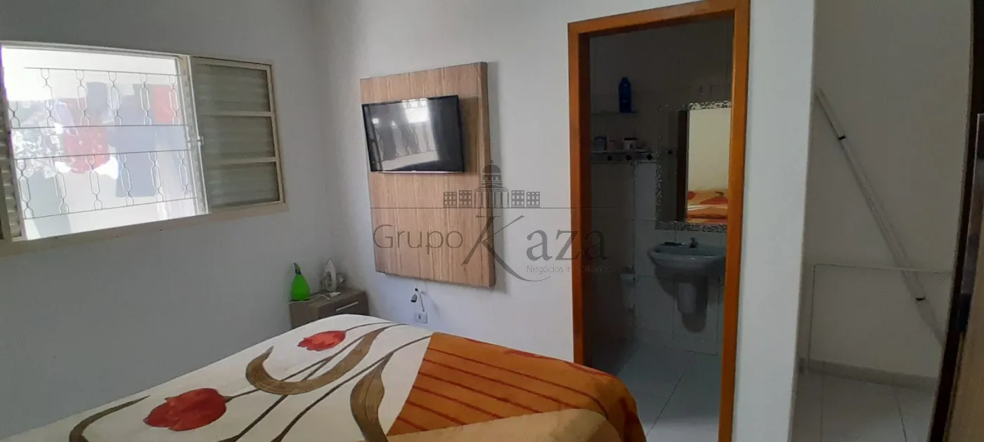 Foto 8 de Casa Padrão em Residencial Santa Paula, Jacareí - imagem 8