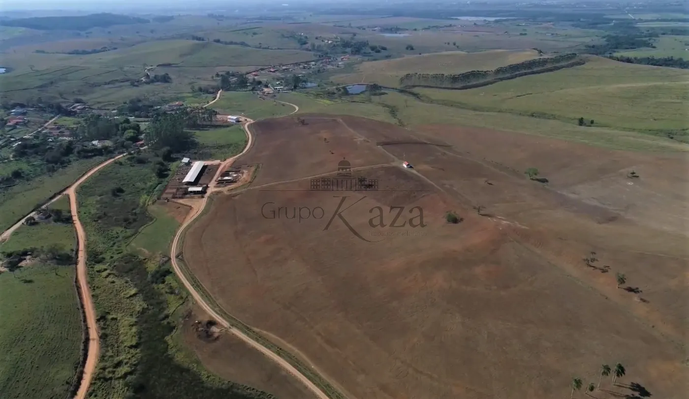 Foto 1 de Rural Fazenda em Chácara Marambaia, Caçapava - imagem 1